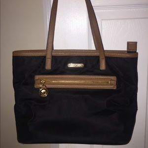 Michael Kors Medium Top-Zip Tote